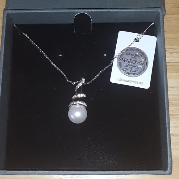 Swarovski Jewelry - NEW! Swarovski necklace